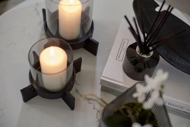 Knutsford Contemporary Home — interior detail 3